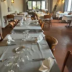 Logis - Le Col De L'arc Hotel 3*