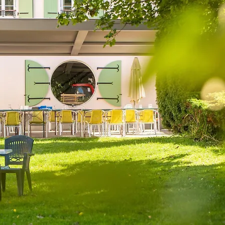 Hotel Logis - Le Col De L'arc Lans-en-Vercors