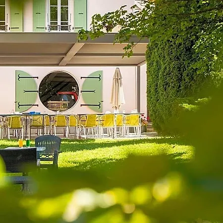 Hotel Logis - Le Col De L'arc